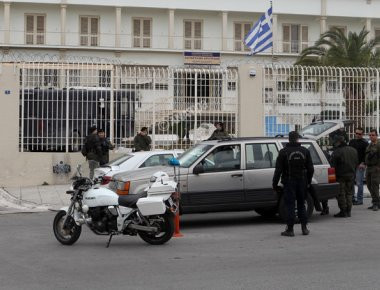 Ομόφωνα αθώοι για το «μπάρμπεκιου» και την «πισίνα» των φυλακών Κορυδαλλού